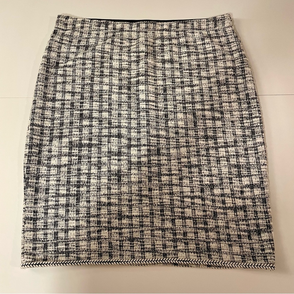 Max Studio Monochrome Tweed Pencil Skirt
